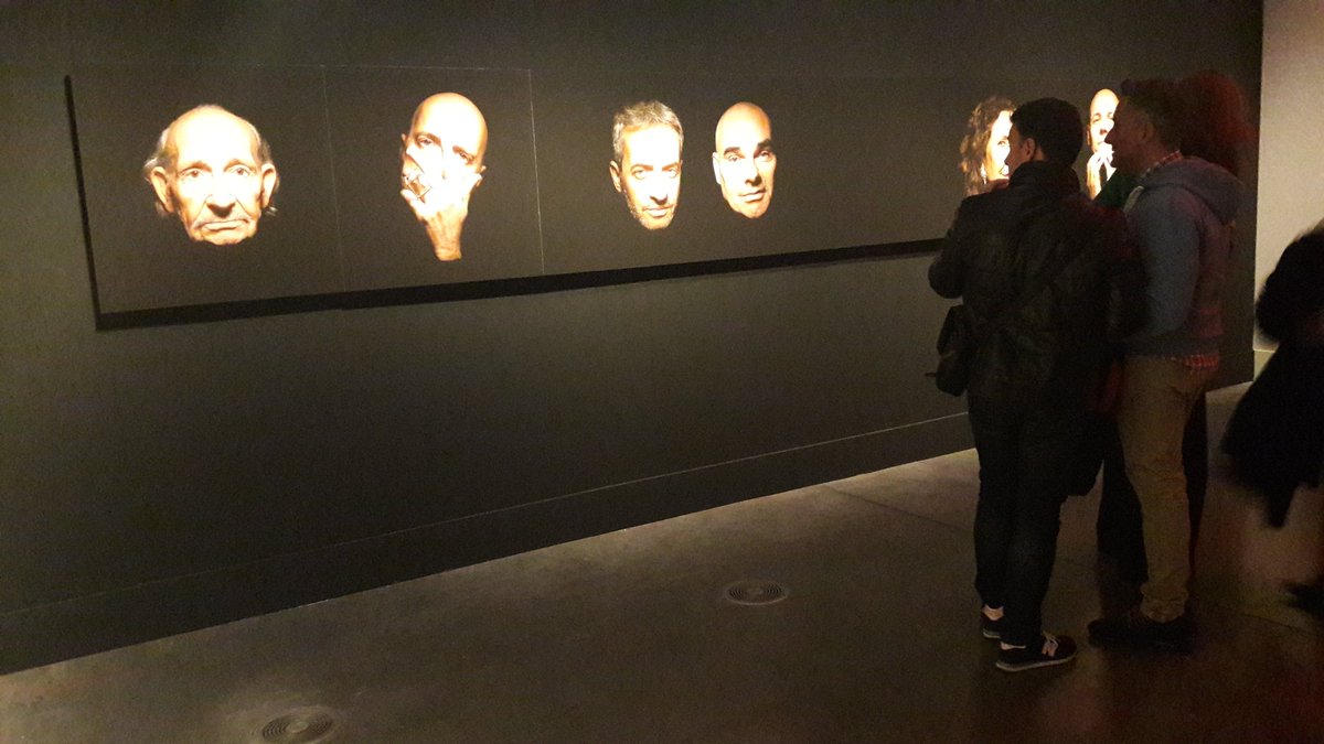 melenamm's tweet photo. Impresionada por la delicada exposición #LaGeneracionDel87 en #ElCondeDuque de @3monstruos Excepcional comisario #FelixCabez sensible fotógrafo @Andreasavinifoto y la mejor producción @EstudiosDurero https://t.co/GMRqDI7r0J