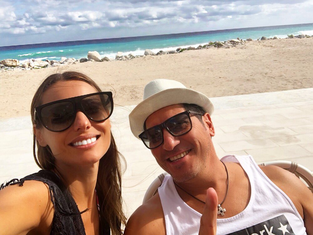 pampitaoficial's tweet photo. Que lindo poder darte un abrazo en tu día Ivan  @bambam9oficial ! Feliz cumpleaños querido amigo y padrino de #benigorditorico ! Que seas inmensamente feliz hoy y siempre! Otro cumple juntos! 🎉🎉🎉 https://t.co/fE4YNlse8I
