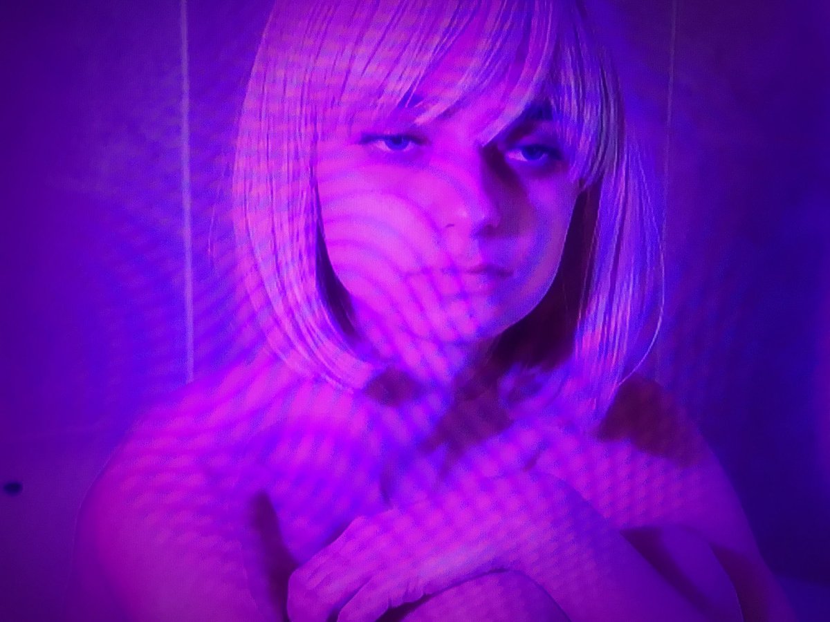 <a href="/PhotoRCA/">RCA Photo</a> Work in Progress show. Open Friday, Saturday, Sunday. rca.ac.uk/news-and-event… <a href="/RCA/">Royal College of Art</a>