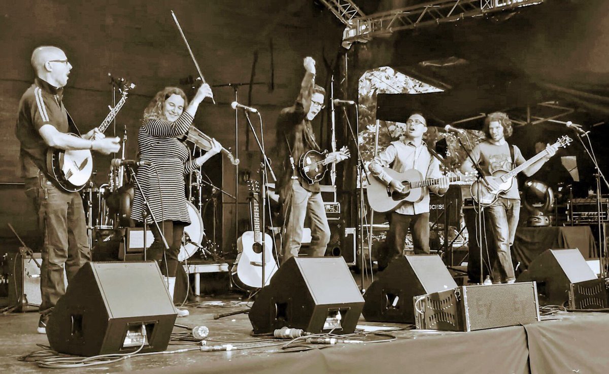 Papa_Truck's tweet photo. Looking forward to our return to @GreenNote in Camden on 3rd Feb. For a fun filled evening of Bluegrass, book your tickets here https://t.co/wO5O1B6KqJ https://t.co/4j5PoXAPZz