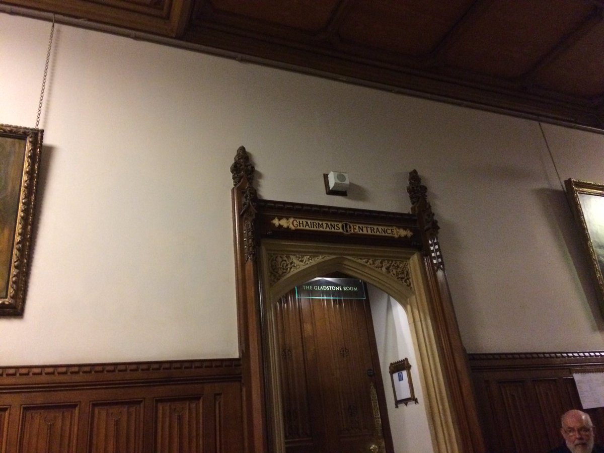 JimaOteroA's tweet photo. Room 14 Palace of Westminster - SME Alliance Meeting was powerful, and lead by an impressive panel of 
MP's 👍@APPGbanking👍 &amp; @StansfeldPCC. 
Well done to Nikki Turner @spandavia &amp; Chairman Nick Gould @GouldsBlog for providing support and direction too victims👍 https://t.co/6yJIL6rYZk