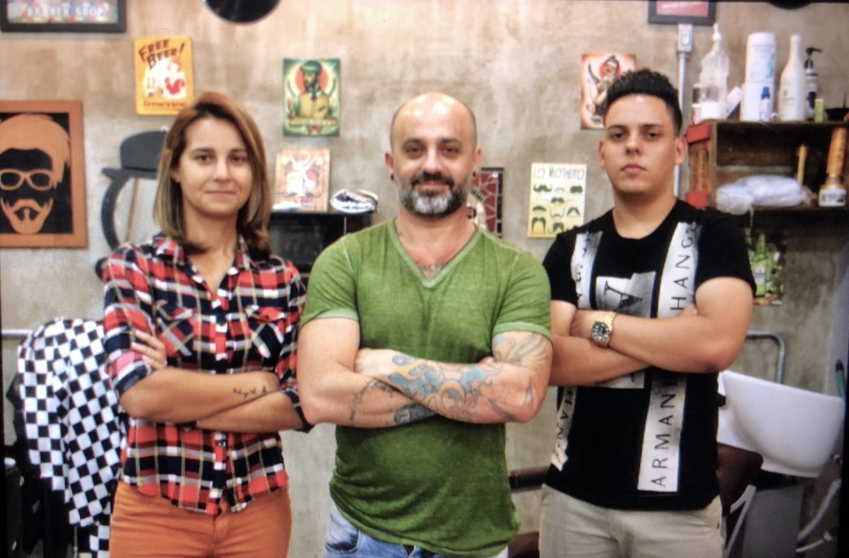 Família Chicago Barber Club!..