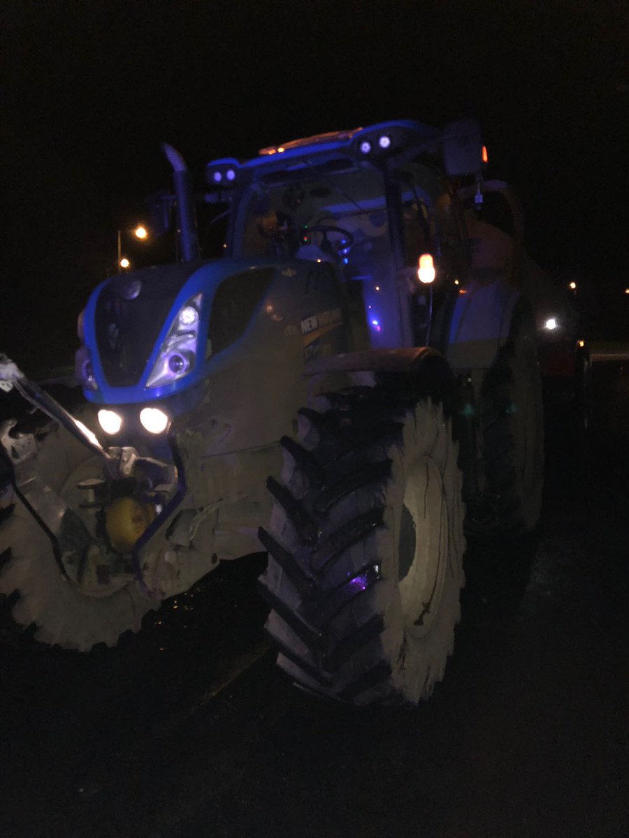 DerbyshireRPU's tweet image. A50. Think you have had a bad day? How about cutting up a Tractor on A515 Roundabout and colliding with the sewage outlet on the trailer. Then get dragged down the road whilst the car starts to fill with Pig waste through the drivers door. No injuries. #PassTheShakeAndVac