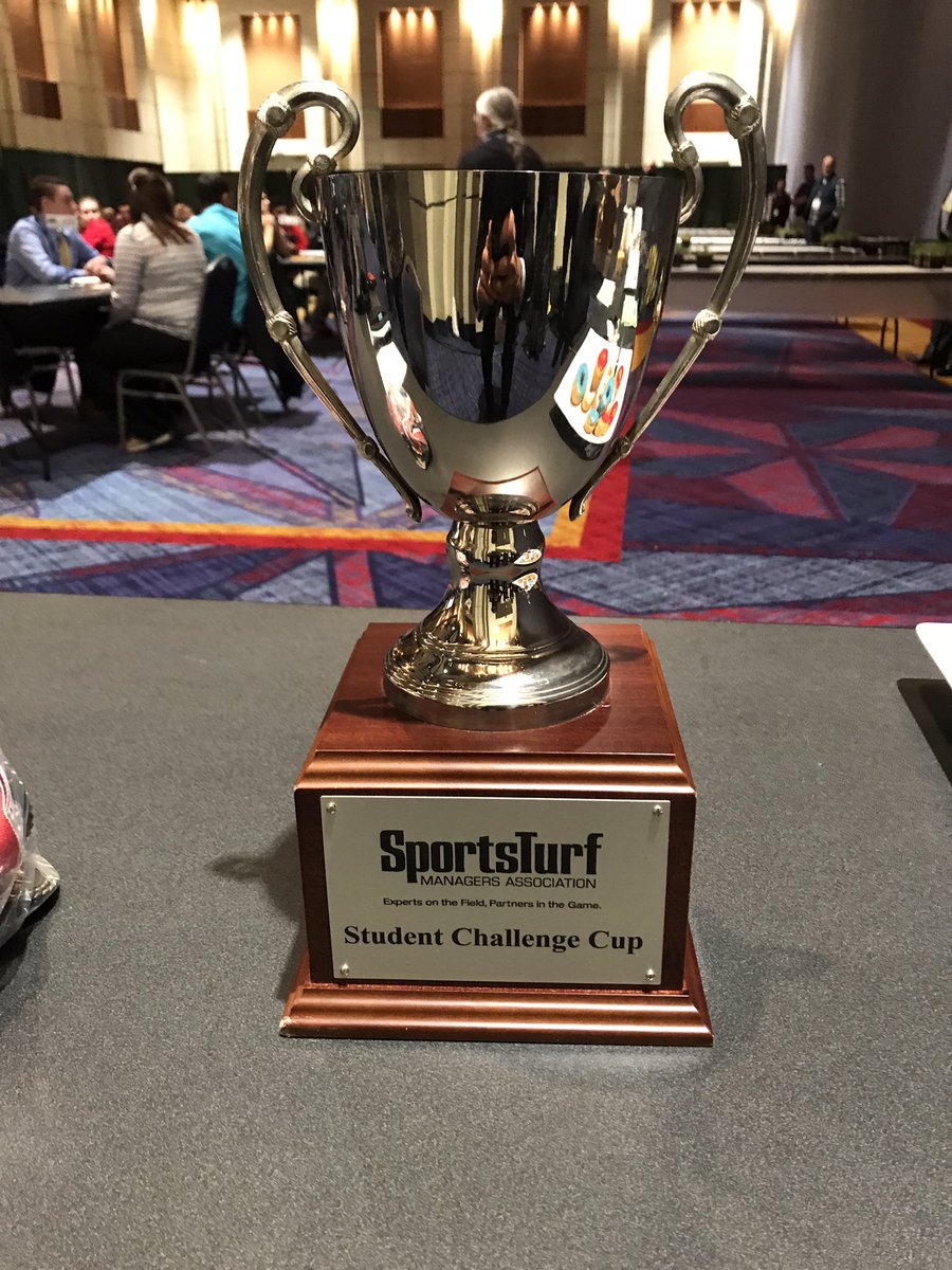 FieldExperts's tweet photo. More than 100 students from 33 teams competing at the 13th annual Student Cup Challenge. #STMA2018 #FutureTurfExperts https://t.co/xUsXJ6NAcW