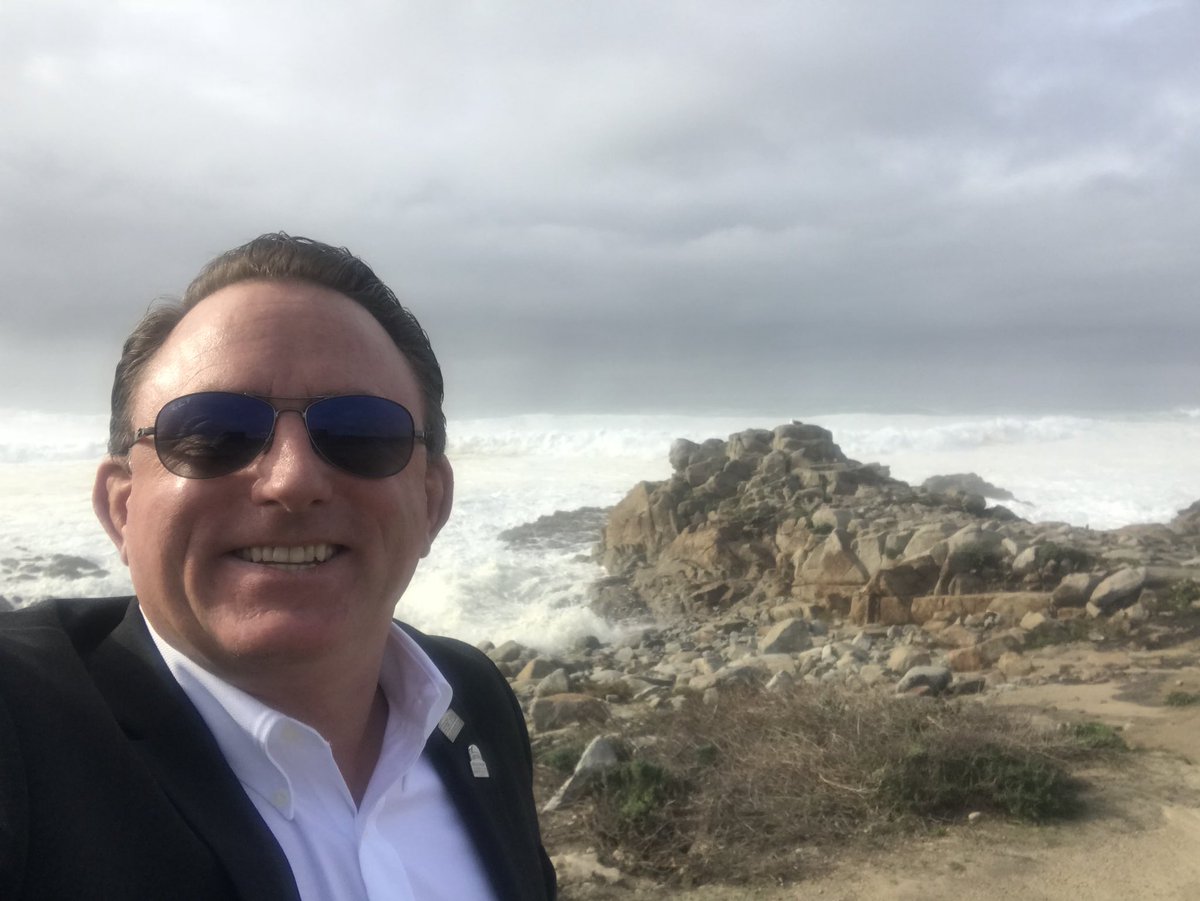 WeicheltRES's tweet photo. Taking in the sights in Monterey, at CAR Meetings. #LiveWorkPlaySD #Weichelt2020 #MontereyBobby https://t.co/Rn8zcETMCa