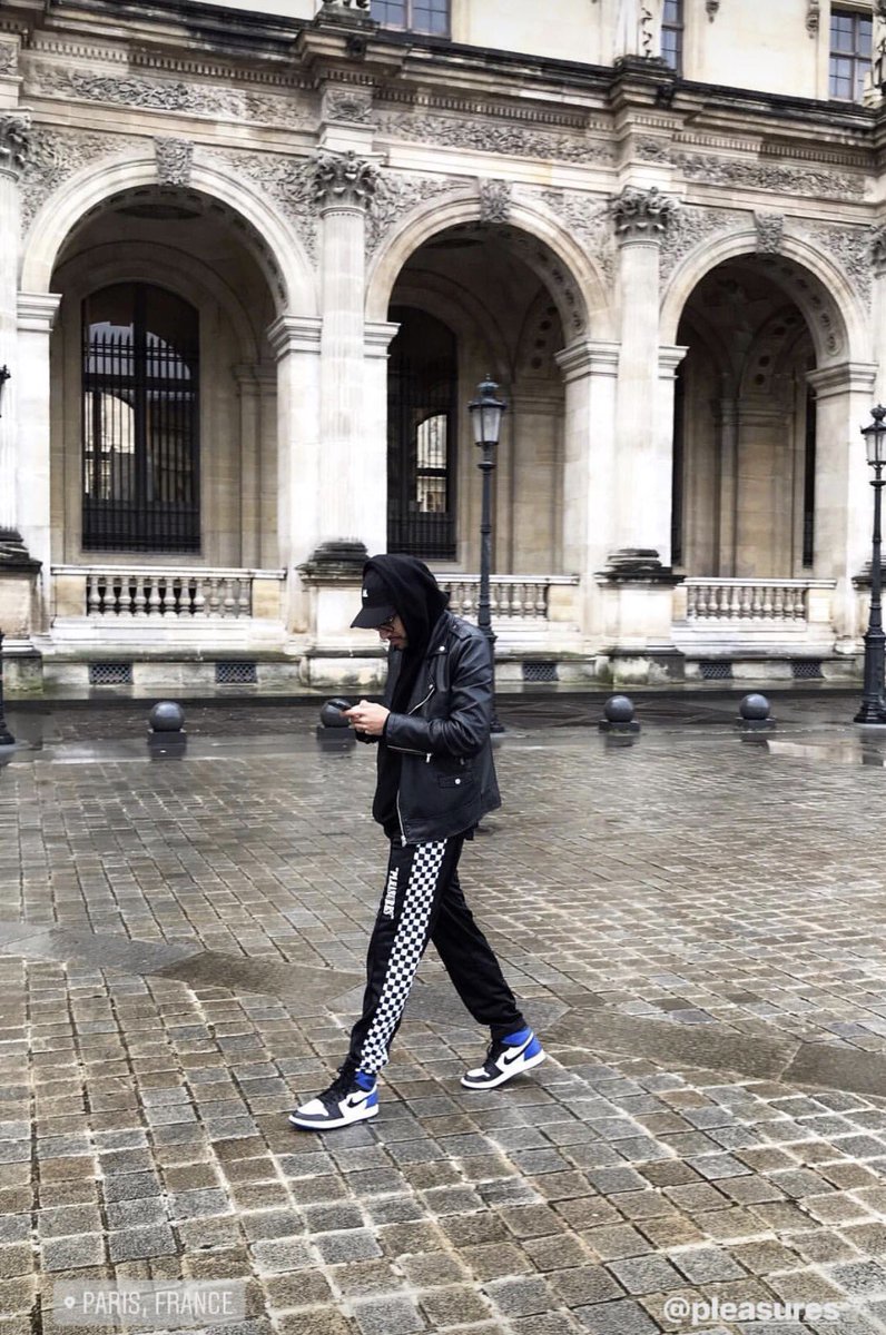 When in Paris #worldtraveler #Paris #winter #ThursdayThoughts