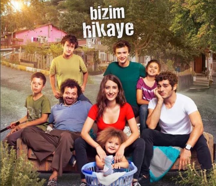 DebraLeguizamon's tweet photo. Si la novela turca "El secreto de feriha" fue un éxito en Argentina gracias a TELEFE, ahora no puede dejar pasar está serie turca @bizimhikayedizi más vista en Turquía protagoniza por @HazalKaya110  @_denizburak 💖 Por favor @telefe @Telefeprensa 
#LatamPideBizimHikaye 💕💕 https://t.co/6BWNqY6L4w