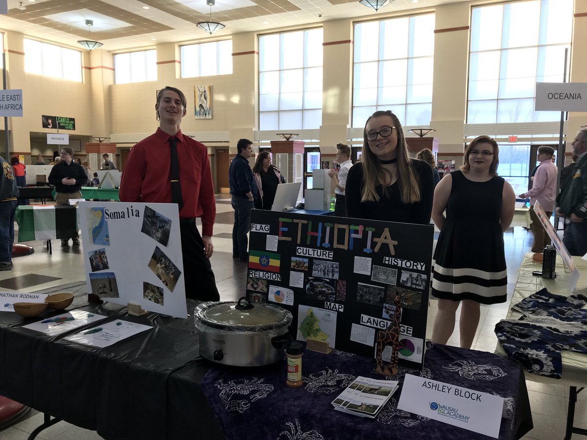 wausauegl's tweet photo. STEM &amp; Global Showcase today @wausauegl @WausauSchDist #Teach4Me https://t.co/iS886roLlm