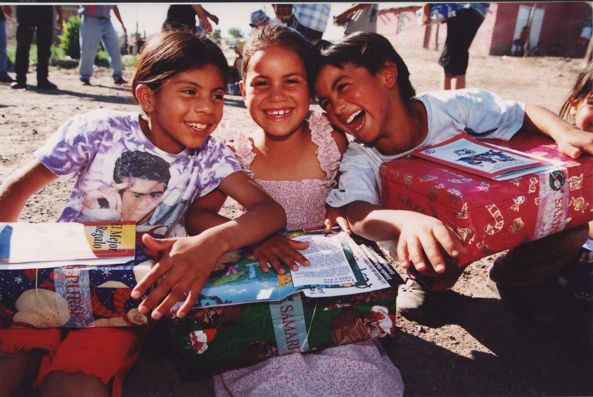 OCC_shoeboxes's tweet photo. Did you know? Operation Christmas Child has been distributing shoebox gifts in #Argentina since 2001. We praise God for the 419,783 children who have received a shoebox gift there. #tbt https://t.co/3yY6Ry9Meu