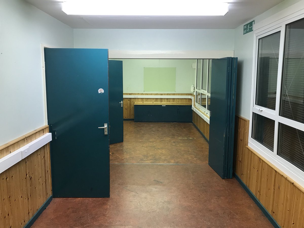 PrestonAirCadet's tweet image. Well after a couple of parade nights and a weekends work he squadron is finally empty and ready for its refurbishment! #needarest #excited #whatwedo