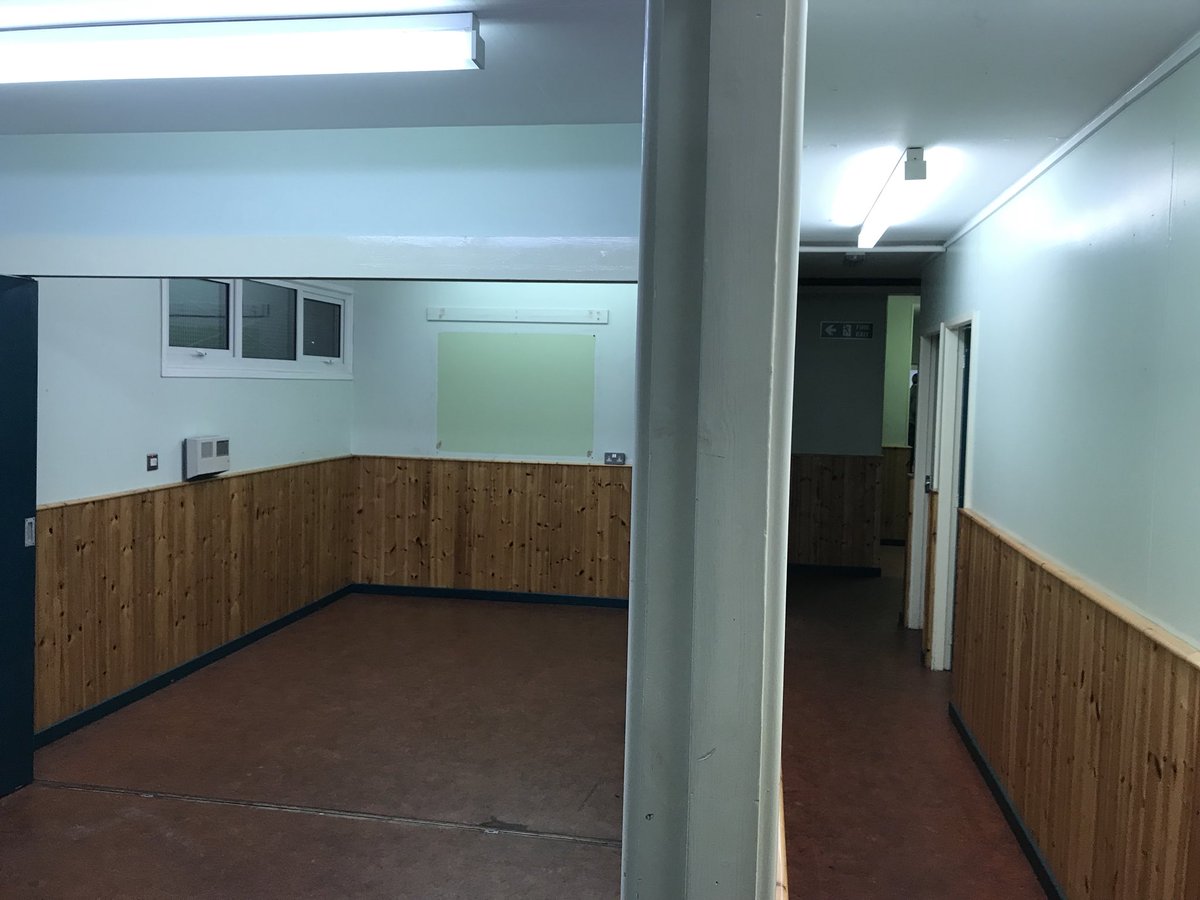 PrestonAirCadet's tweet image. Well after a couple of parade nights and a weekends work he squadron is finally empty and ready for its refurbishment! #needarest #excited #whatwedo