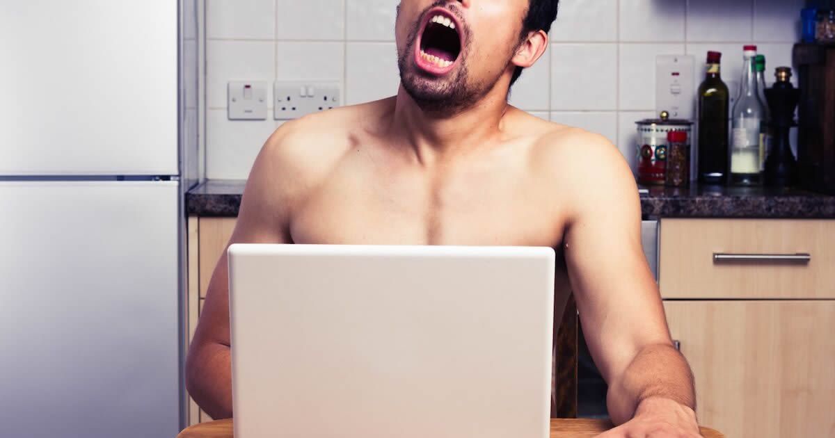 9GAG's tweet image. Pornhub Had 50% Traffic Increase From Hawaiian Users Minutes After The False Missile Alert

9gag.com/gag/aLjKY56?re…