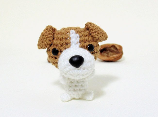Amigurumi Jack Russell Terrier plushie, Jack Russell plush toy, croch… tuppu.net/506d3454 #Etsy #JackRussellDog