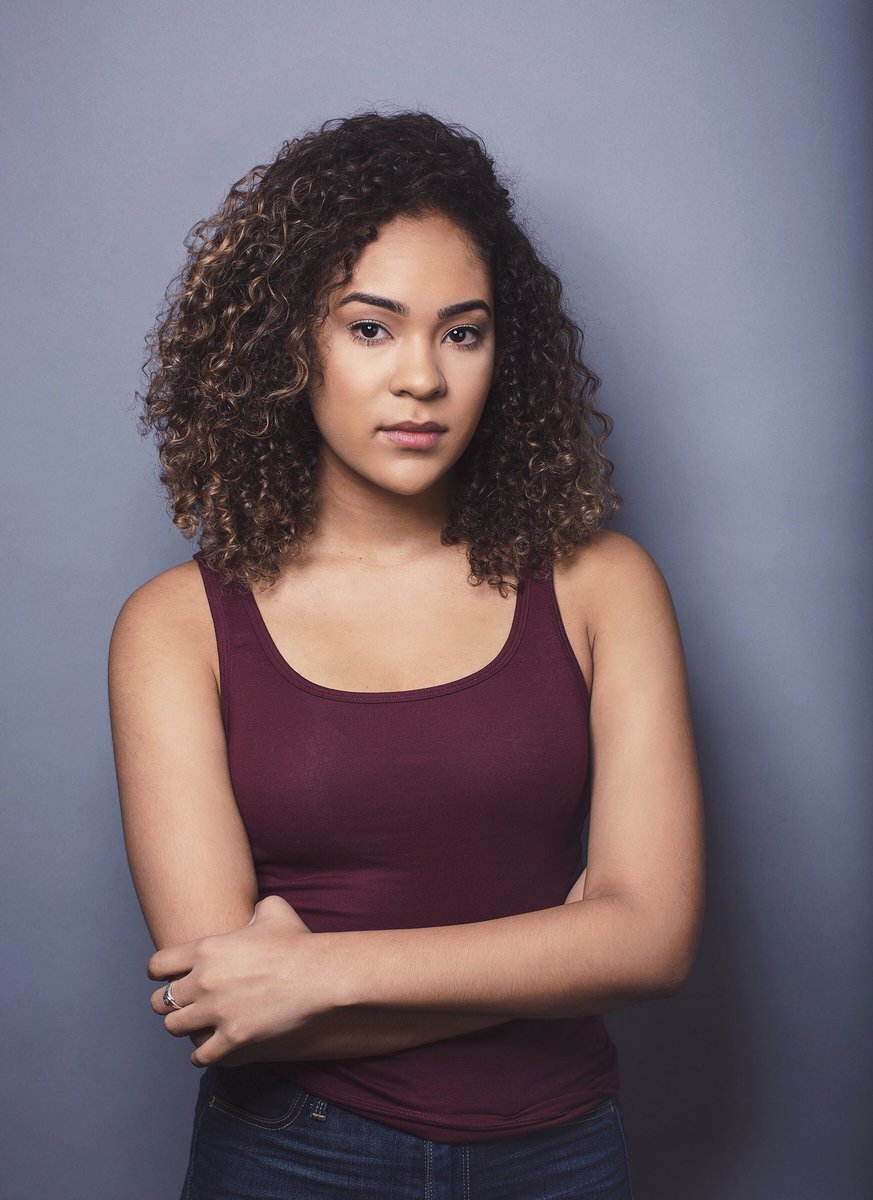 ArieWilliamsNYU's tweet photo. New Headshots 😍😭 #abramsartists https://t.co/tHk1LjoPkQ