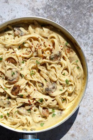 PlantDietitian's tweet photo. Looking for some food inspiration for #Veganuary? Look no further than these 45 healthy, tasty, satisfying vegan recipes ---> https://t.co/96xEdeKolM @veganricha https://t.co/bPqekYh9rQ