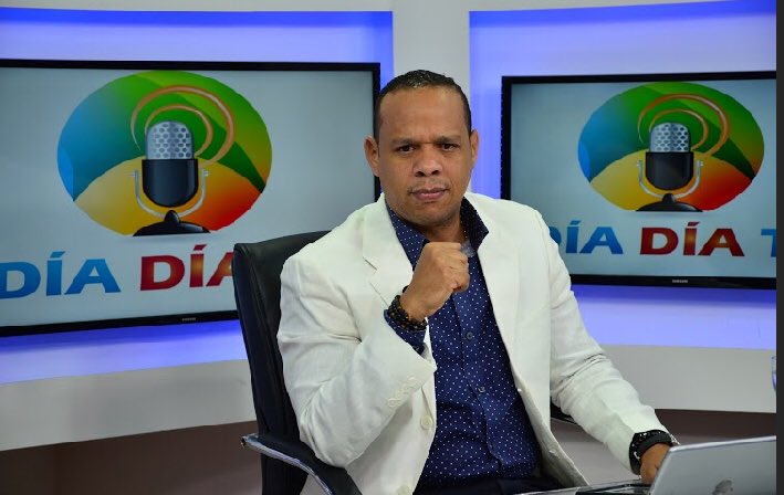 dia_tv's tweet photo. Les invitamos acompañarnos mañana viernes 19 de enero de 6 a 7 de la noche por Hilando Fino TV. @alfredodelacruz https://t.co/I25iEhv0dF