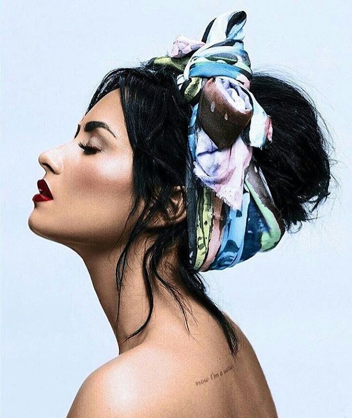 sudessw13's tweet photo. Ama çok şükür uykum gitti sadece biraz yorgunluk var ve acıktım lan @ddlovato #BestMusicVideo #SorryNotSorry #iHeartAwards https://t.co/48NyvpELRm