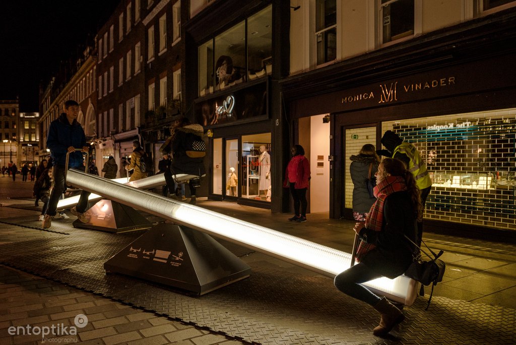 EntOptika's tweet photo. Impulse #lumiereldn #lumierelondon #london #seesaw #lights #lateraloffice #csdesign #l4studio #wireframestudio https://t.co/rolnamqJDH
