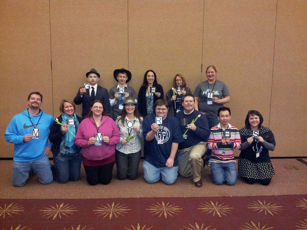 And this is a bittersweet memory..... The #fringe finale. It was privilege  to be able to watch with fellow fringe fans! I did a lot of crying that night! 😭 <a href="/GSMPodcasts/">Golden Spiral Media</a>