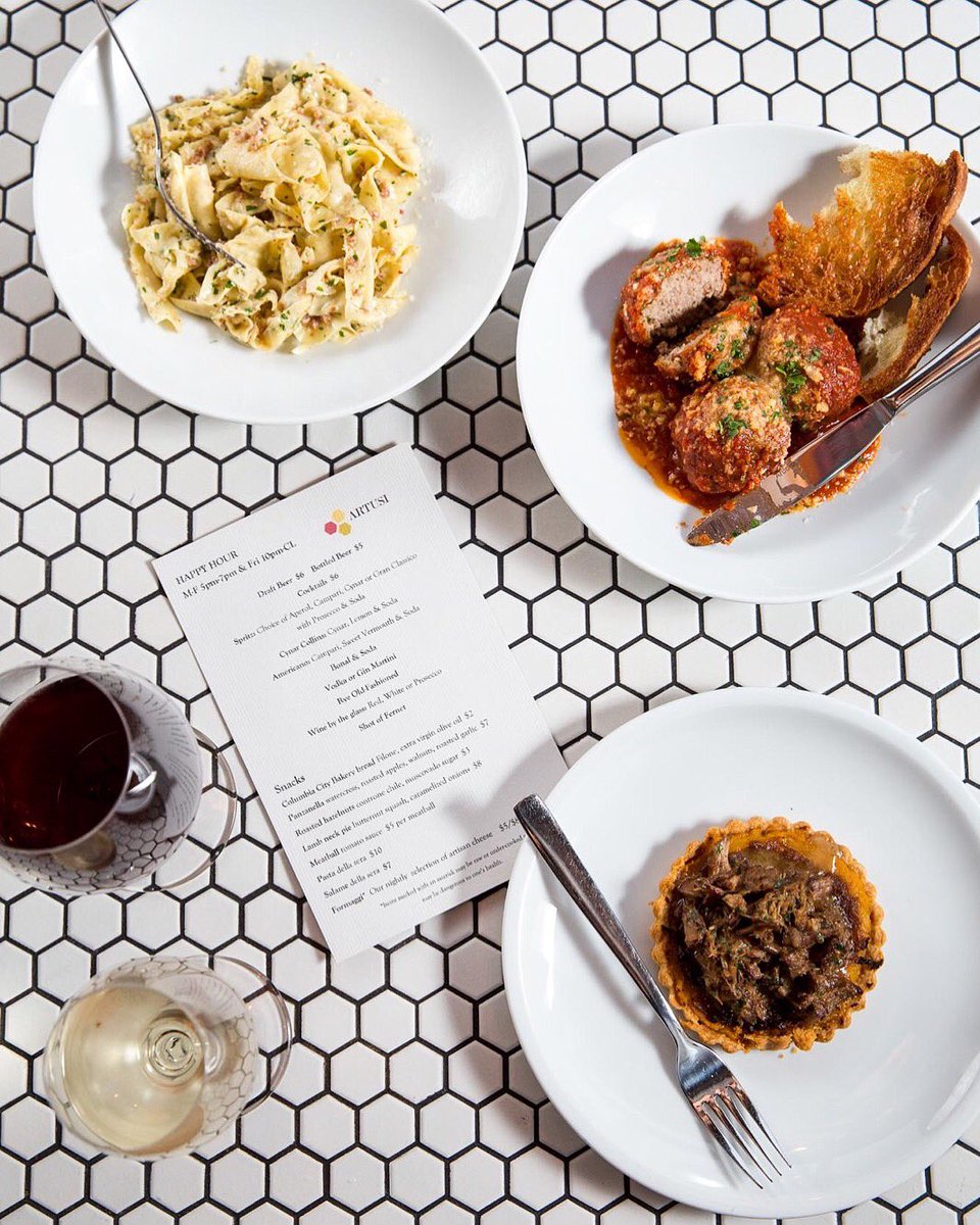 We have the happiest of happy hours! Delicious eats ‘n drinks M-F 5-7pm &amp; Friday 10pm-close.🍷🍝 #Artusi