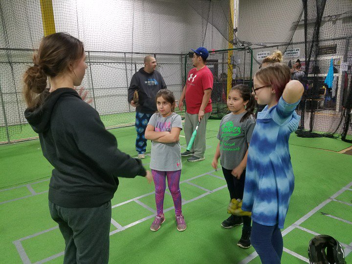 WindmillsOP's tweet photo. Windmills 8u pitcher session with some hitting, taught by 16U Exposure Red. https://t.co/NQnAnxCXiE
