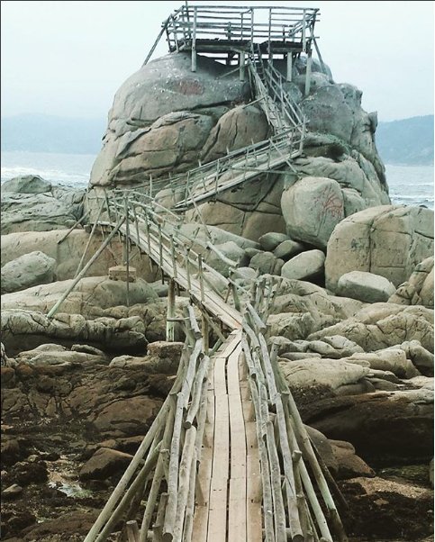 pyootp's tweet photo. Chile is one of my favorite places to travel. It's so gorgeous. You ever been? #PassportP #bridge #tbt #vacation #world #southamerica #chile #passport #p #love #life #amazing #goodvibes #travel #hola #ocean #photography #throwbackthursday #worldtravel #bookoflife https://t.co/szsgX9gN73