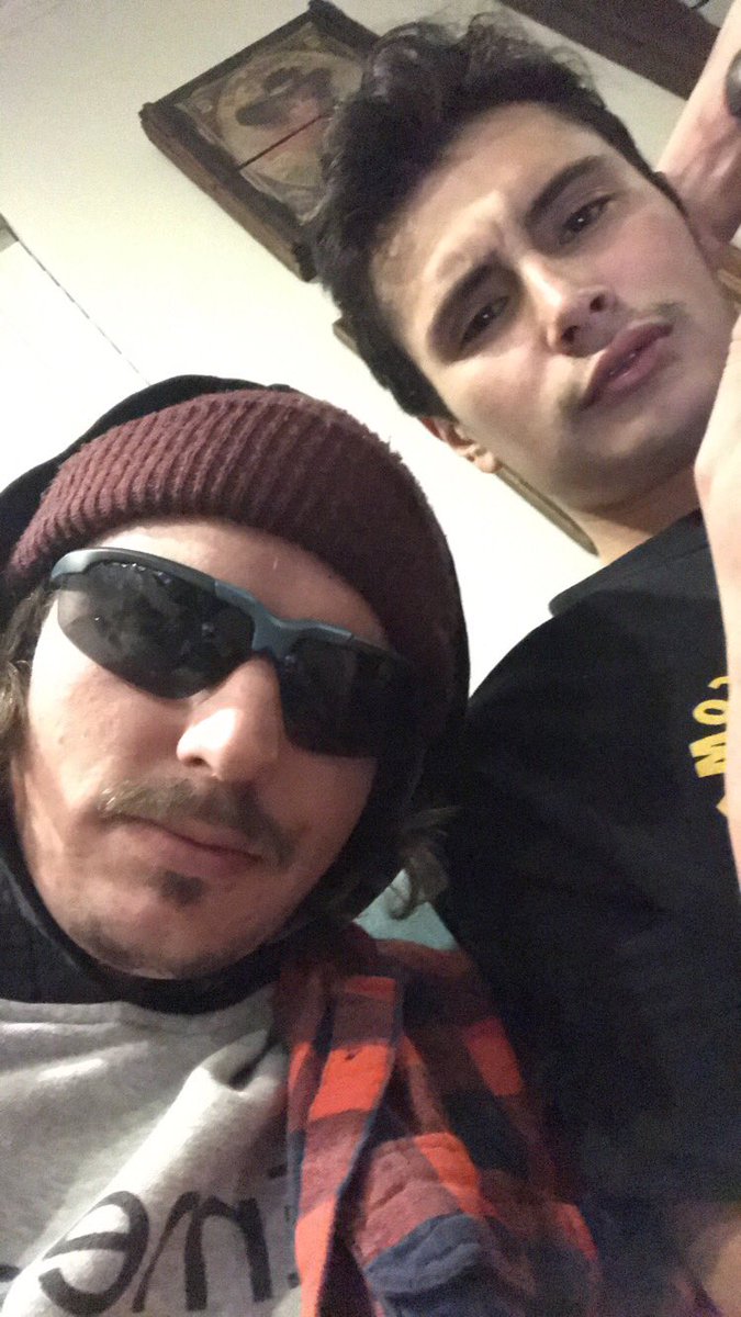 buchman_dylan's tweet photo. I wear my sunglasses at night
So I can so I can
Keep track of the visions in my eyes https://t.co/9uktWcSYV8