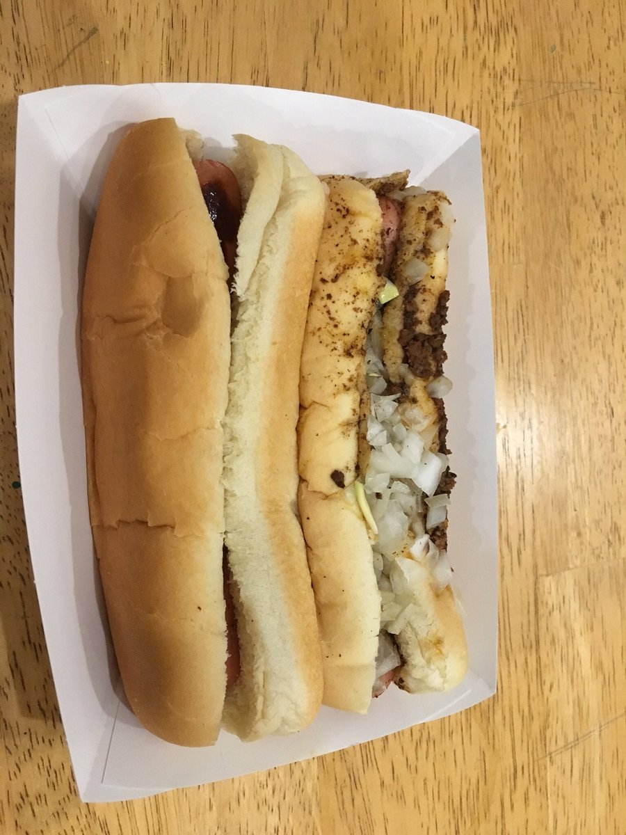 USFFW's tweet photo. CONEY DOGS!! #ussfw #usfSAC https://t.co/R1jrocKqla
