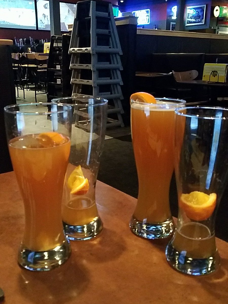 mkaysDMS's tweet photo. A story for a good happy hour is live on the blog! Check it out! #thereonceweretheseteachers #avianmemories #HappyHour https://t.co/9l2JsBgPh1