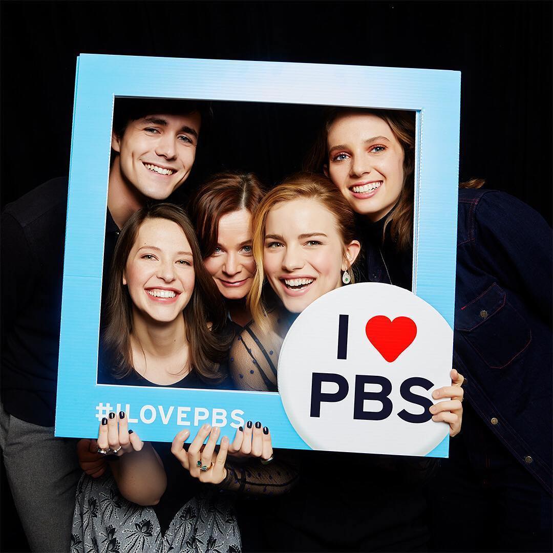 ItsAnneMoore's tweet image. made my day 😍😳😉

instagram.com/p/BeGlUoqArm-/

#LittleWomen #MayaHawke