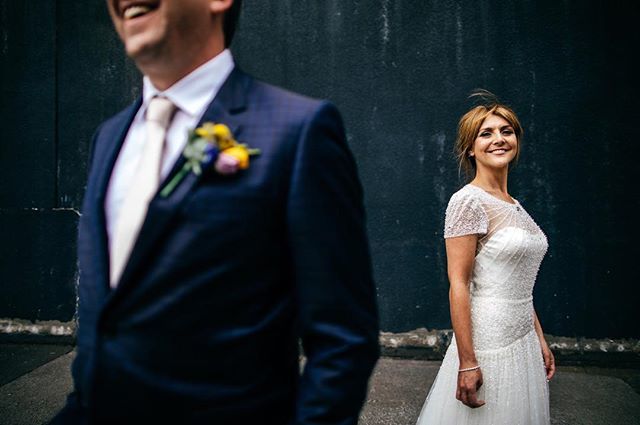 These two 👍🏼👍🏼 #jennypackham #stylishwedding #weddingday #weddinginspo #portrait #bridetobe #funwedding #happiness ift.tt/2rkRpin