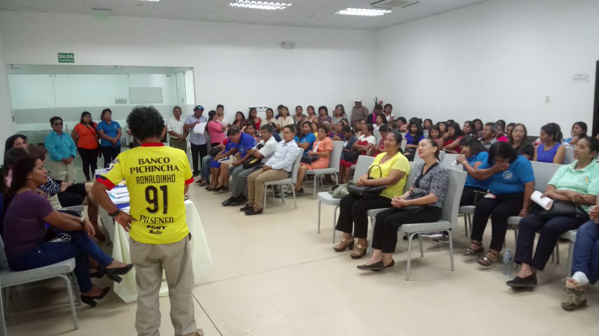 redtextilguayas's tweet photo. Una red #eps más a la familia de las redes , felicidades! a los compañeros de la provincia de Santa Elena que presentaron hoy su conformación jurídica , muy gustosos por la invitación realizada. #InclusiónParaTodaUnaVida #economiasocial #economiapopular #redeps #redes https://t.co/W97u3zxu8p