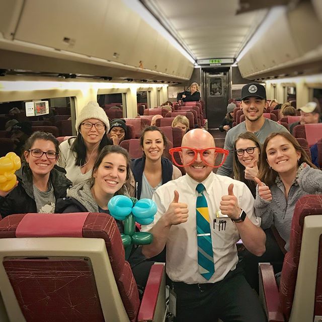 zachwells88's tweet photo. Met some amazing people onboard #viarail train 650 from Toronto to Kingston tonight. Despite our late arrival everyone had a really fun time, as can be seen from our group photo! #mybigredglasses #balloonart #balloonflower #balloonmonkey #twothumbsup #tr… https://t.co/HfkldhEbCy https://t.co/k4Q2sPkqJV