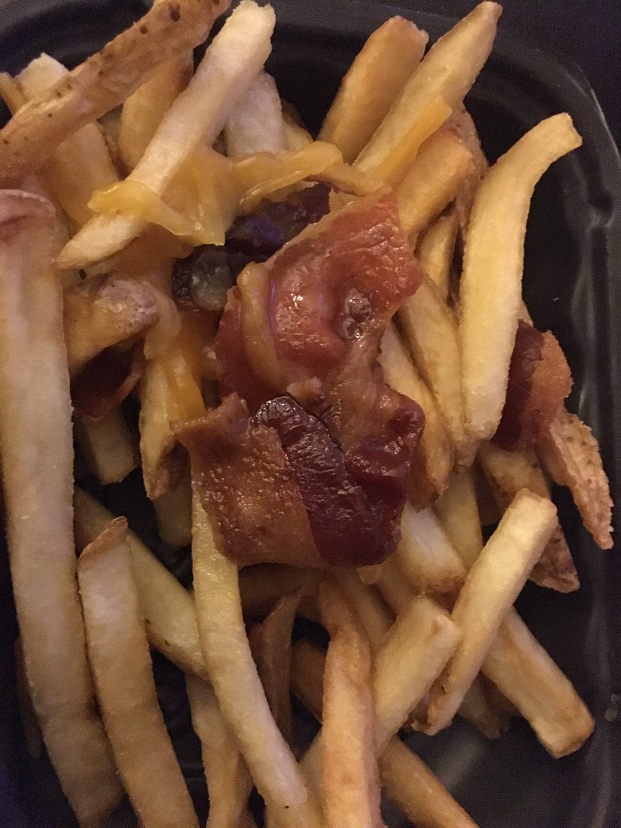 Cory_Hagy's tweet photo. Thanks @Wendys for a piece of bacon on my baconator fries.. lmao #wtfisthis https://t.co/tt6kCX9r1g