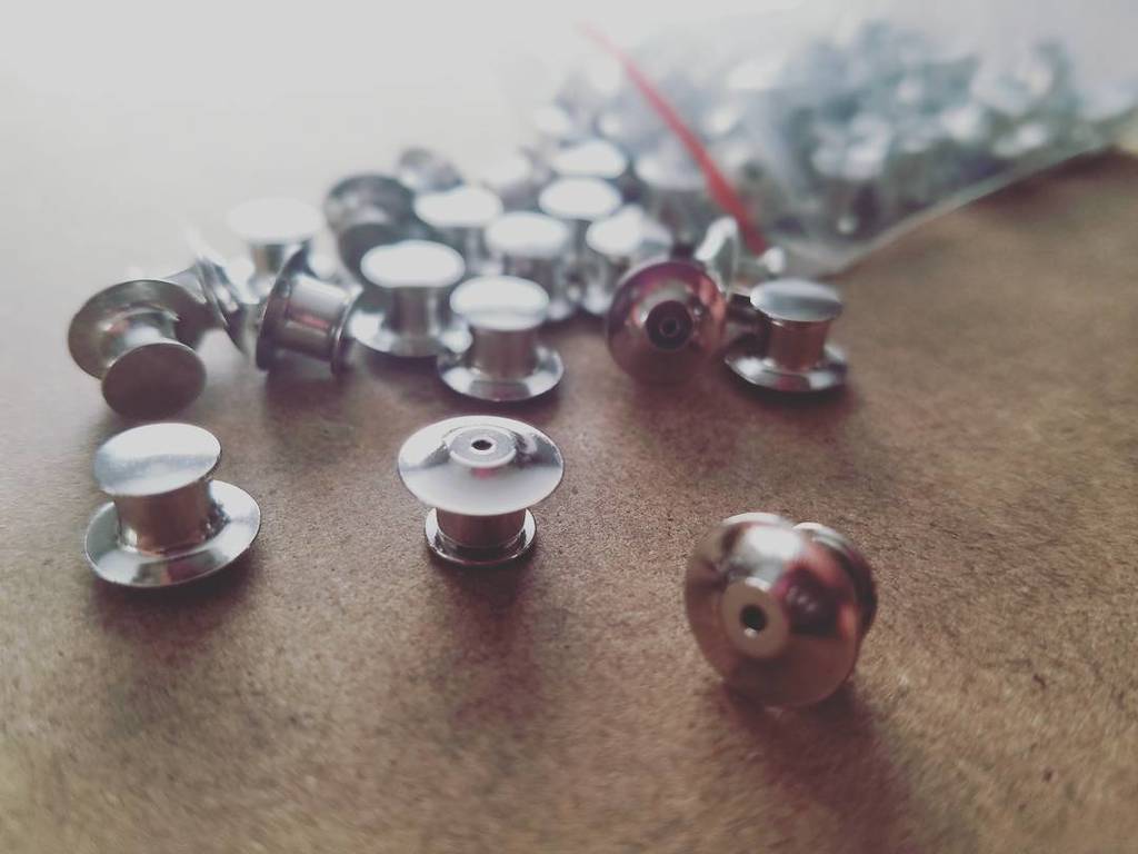 We are now offering locking backers as an upgrade for your favorite literary pins! Check them out here... ift.tt/2DfrZUL