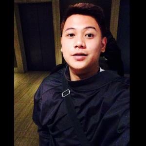 OMG! You have to see this. #BIGOLIVE > WORK PA MORE :( QUOTA PA MORE.  
bigo.tv/sid/2220239594…