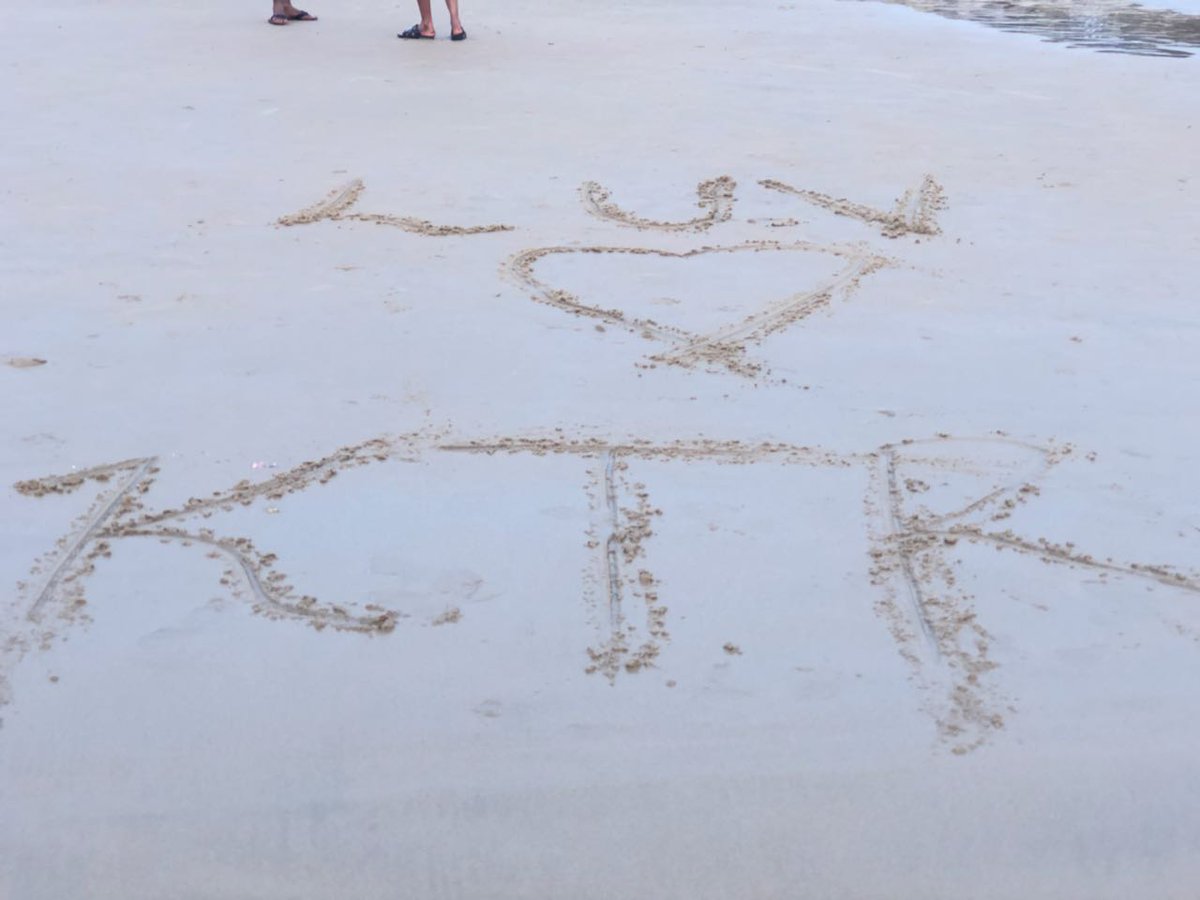 KPR_KTR's tweet photo. Some one create  
❤ #KTR #goa_beach..😍

@KTRTRS @BTR_KTR @BRanjithRao1 https://t.co/0gVUvFuR8w