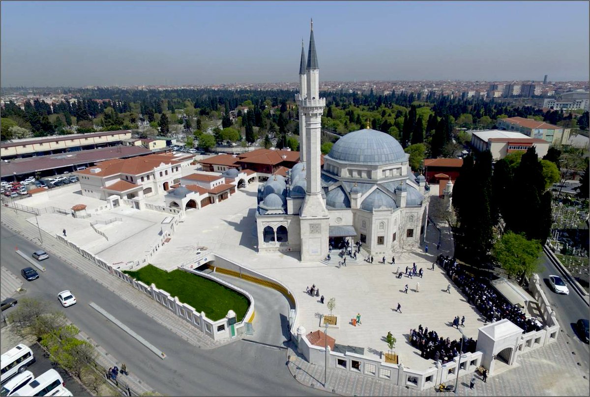 Günaydın,

Zeytinburnu'nda hava sıcaklığı 10°C ve güneşli!

Hayırlı Cumalar