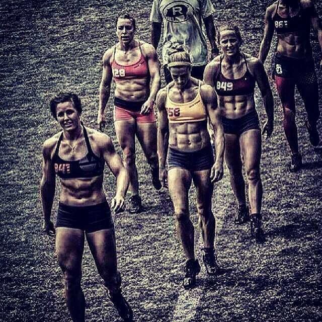 turkish baklava gururla sunar😂 #baklava #güllüoğlu #gymlife #gymnastics #fit #fitness #body #bodybuilding #masör #masaj #spa #spor #doğa #koşu #atletic  #tatlı #beslenme #sporcusağlığı #sağlık #diyet #düzenli #tbt