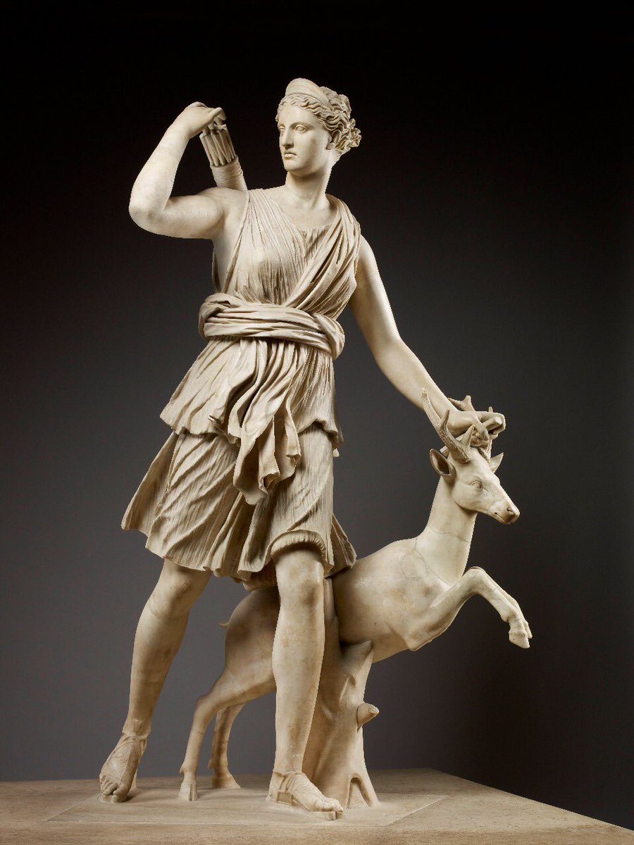 LouvreAbuDhabi's tweet photo. #DidYouKnow that Diana of Versailles was the Goddess of the hunt, the nature and the moon in Roman mythology. She was known to have the power to talk to and control animals. See her at #FromOneLouvreToAnother exhibition, Purchase tickets here: https://t.co/ssge09kslt https://t.co/NFOYBFTS9f