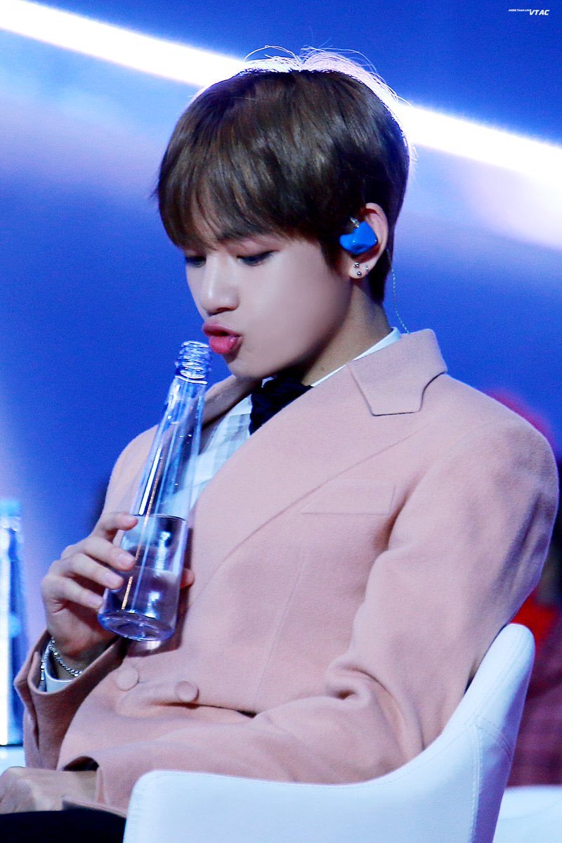 taehyungpic's tweet photo. https://t.co/qXwaXQERv4