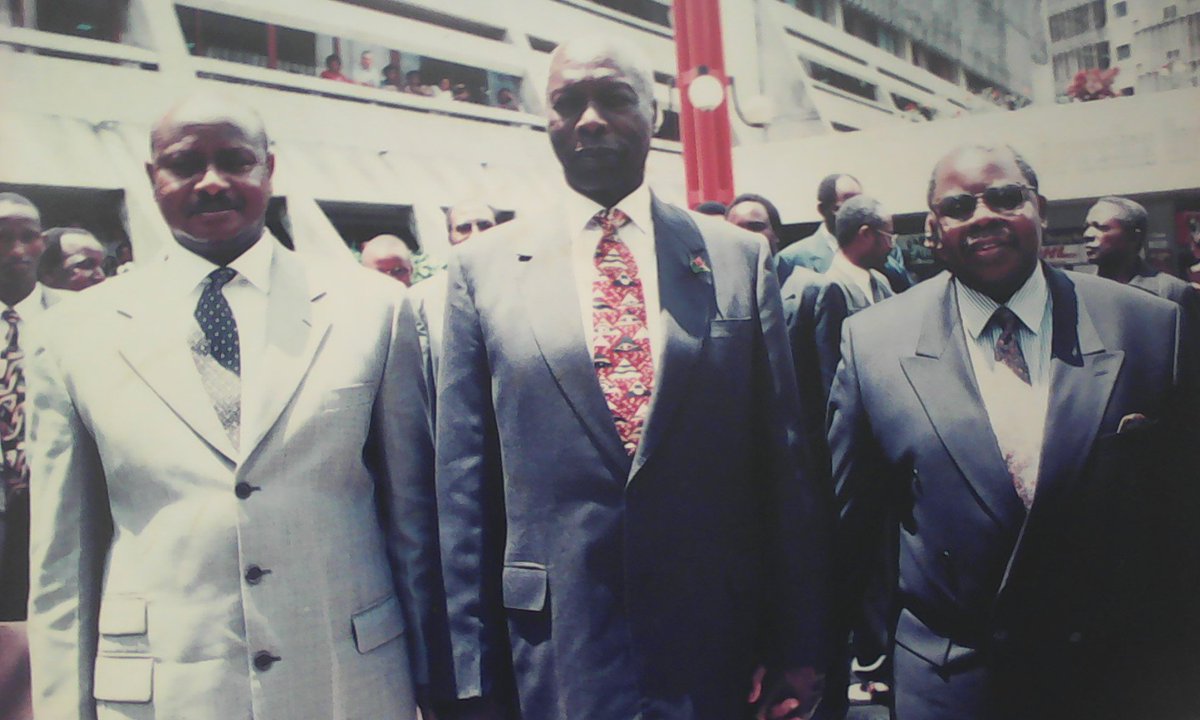 Sadab Kitatta on Twitter: "From the archives: L-R Presidents Yoweri Museveni  (Ug), Daniel arap Moi (Ke) and Benjamin Mkapa (Tz) in 1996 in Arusha,  Tanzania during the initial stages of the revival