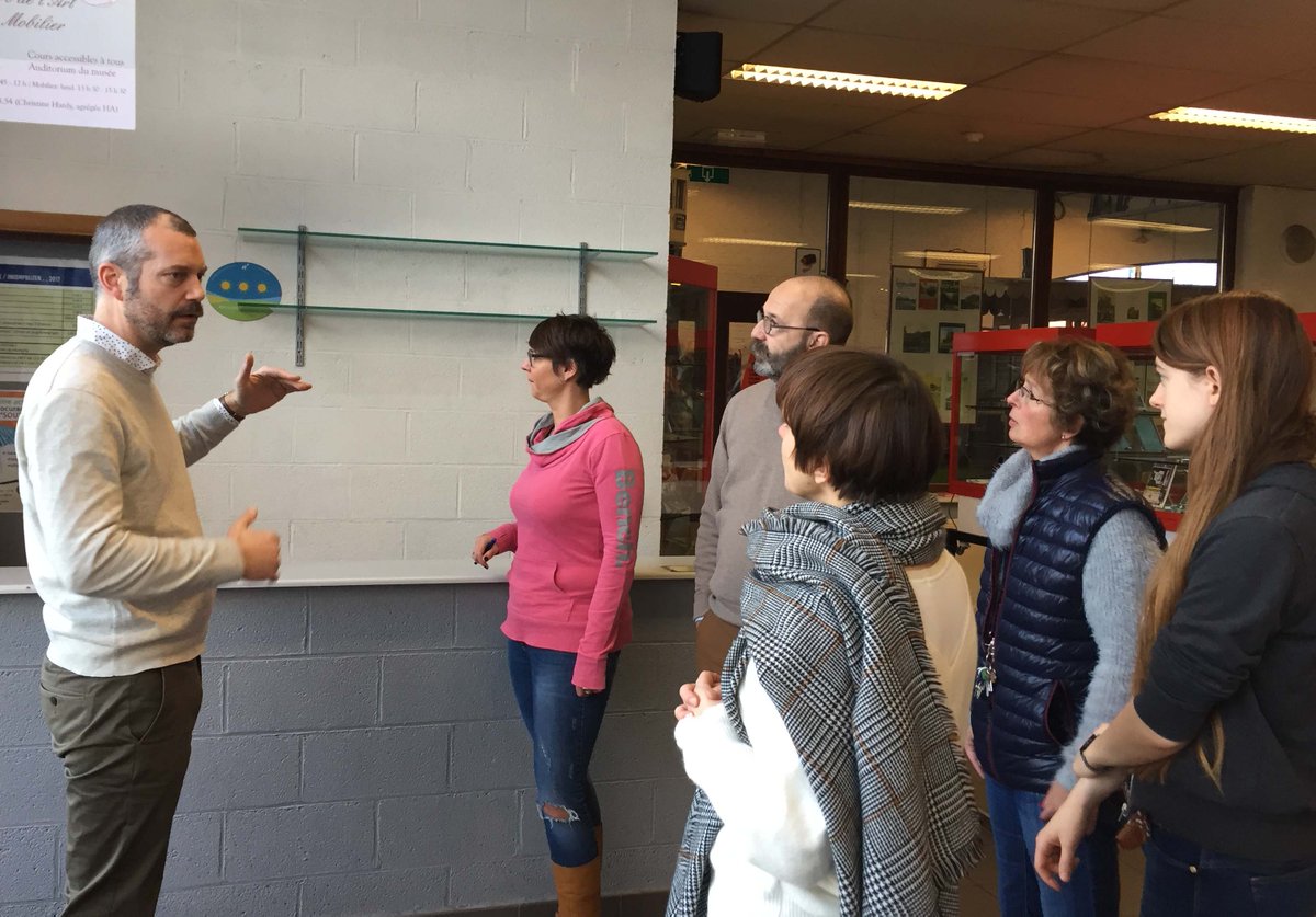 MuseeTransports's tweet photo. #wip Première réunion de travail en vue du réaménagement de l'espace d'accueil selon les principes de l'éco-design. Projet rendu possible grâce à l'appel à projet "Eco-design" de Wallonie#demain @CarloDiAntonio #wallonie #demain #environnement #ecodesign #tourisme #culture https://t.co/PvnYnhG3lP