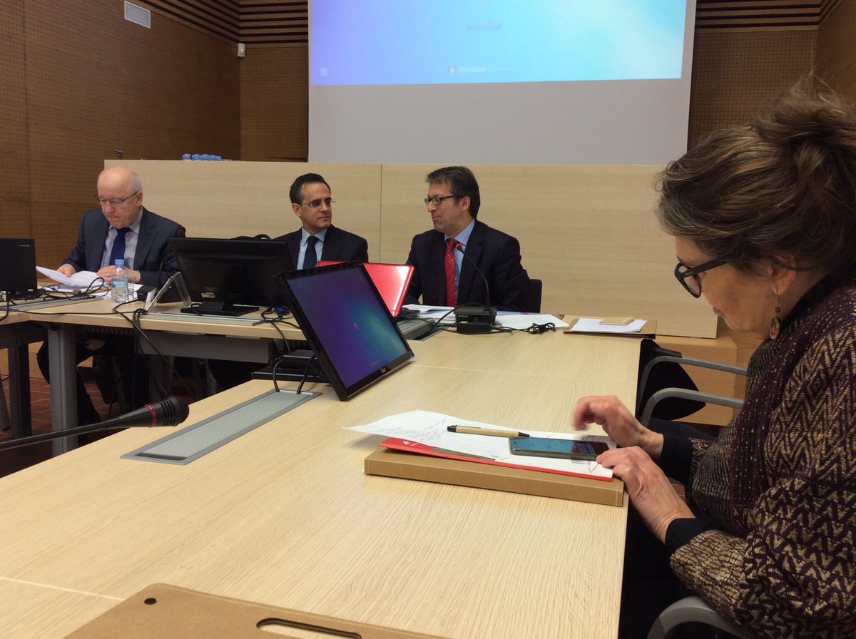 LolaDca's tweet photo. Aprendiendo en la Jornada ‘Retos del Estado garante en el sector energético’ en el marco del proyecto de investigación de #mercedarnaculleta @Udgfdret https://t.co/yetos6sLBa