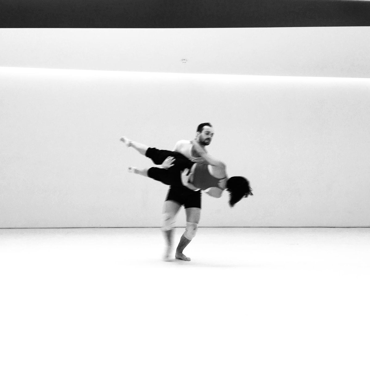 JamesCousinsCo's tweet image. We&apos;ve spent this week in residence Studio @WayneMcGregor pulling together a brand new Lec/Dem of @AQA #gcse spec work #WithinHerEyes Available for booking now!