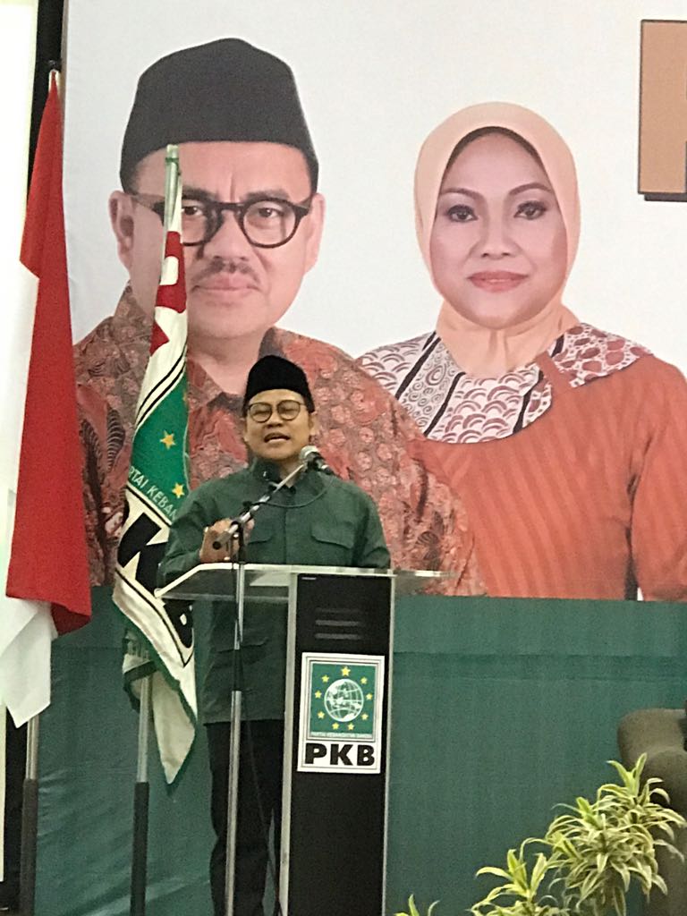 sylviana234's tweet photo. Saatnya warga NU menjadi penentu kebijakan. 
#Membangunjatengmuktibareng
#pakDirman&amp;MbaidaMenang @cakimiNOW @idafauziyah @DPP_PKB @CucunA44 https://t.co/vkjJRLfVoH