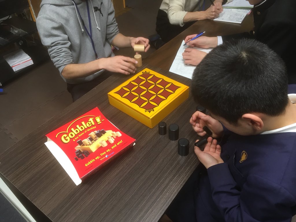 放課後等デイサービス たいよう 放課後等デイサービス たいようです 遊び療育 を実践しているたいようでは 子供達が仲良く遊び ながら成長できるボードゲームを現在種以上置いてあります 本日は クアルト と ゴブレット で遊びました 放デイ