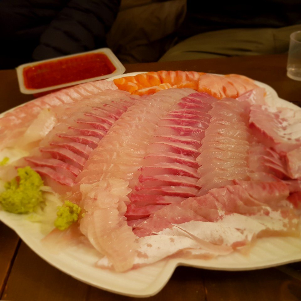 오랜만에 광어회!!