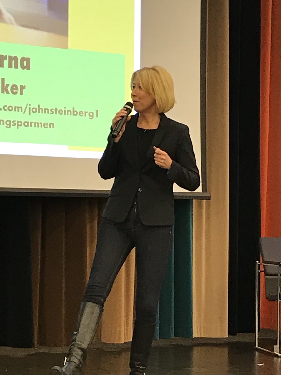 carlson_edu's tweet photo. Avslutar veckan med en föreläsning av @johnsteinberg1 Vi börjar med att byta plats till någon som vi inte känner #spännande #lidskol Tack @AnetteBurman #tillgänglighet #modul2 #ledarskap https://t.co/7Kz5iZdJ1K
