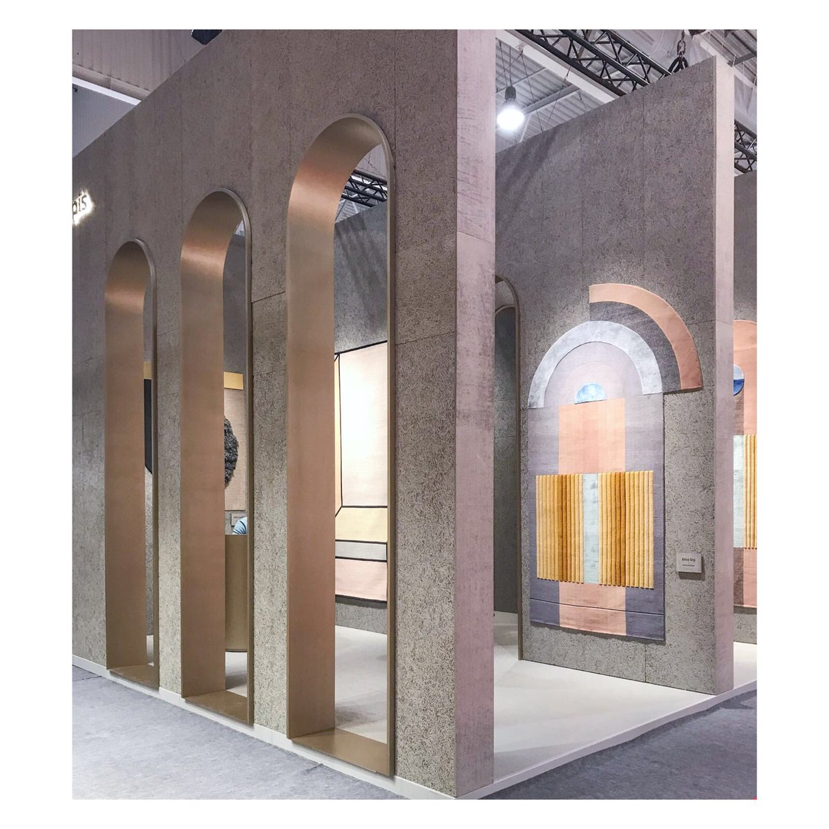 cc_tapis's tweet image. Here we are! Come visit us at @MaisonObjet at hall 7 stand B20. #maisonobjet #mo18beststand #studiomilo #design #interiordesign #luxury #handmade #maisonobjet2018 #interior #architecture #interiorproject